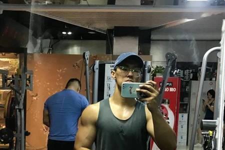 三大项400kg算入门了吗