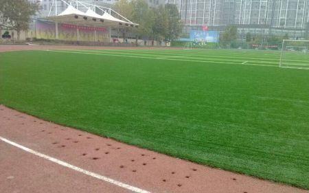 广西中医药大学操场一圈多少米