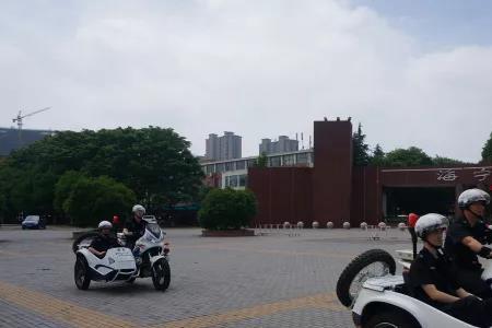 驰骋考场什么意思