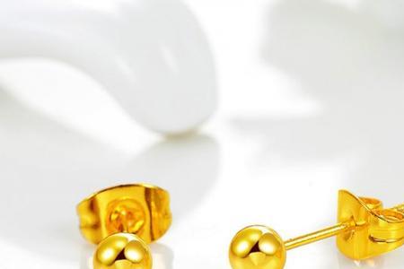 黄金可以和铜放在一起吗