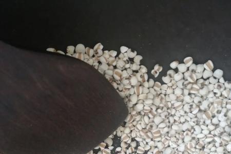 薏米泡臭了用把水倒掉吗