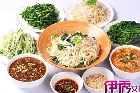 三丝捞面怎么吃