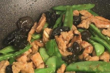 排骨炒兰豆怎么做好吃