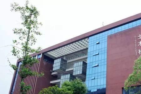 湖南城市学院的工程造价怎么样