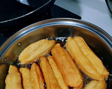 油炸条酥做法与配方