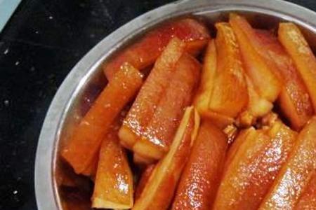 蒸扣肉为什么要倒扣