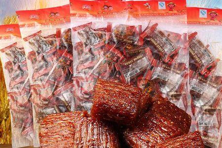宇仔大刀肉辣条干净吗