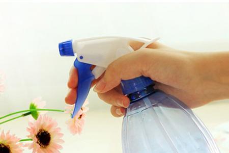 塑料喷壶不喷水怎么回事