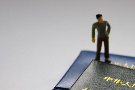 在深圳考的驾照属于本地驾照吗