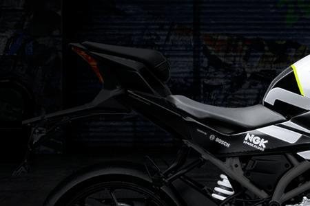 23款春风250sr赛道版什么时候出