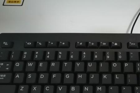 战99键盘可以发光吗