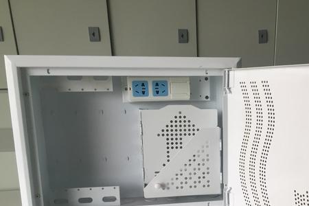 多媒体集线箱能改地方吗