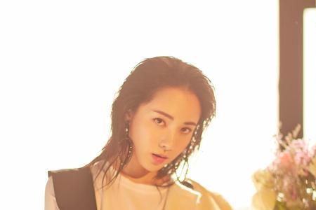 启航杜莎莎真名