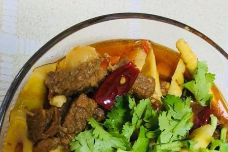 笋尖烧牛肉家常做法