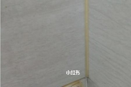 填缝剂用手一弄掉色怎么办