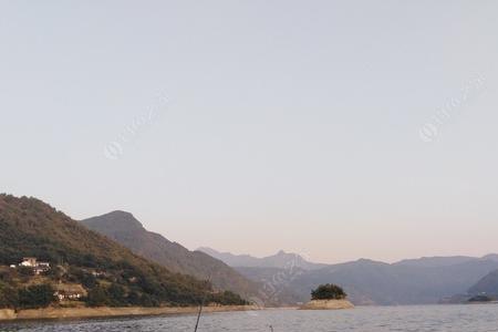 白龙湖路亚几点钓最好