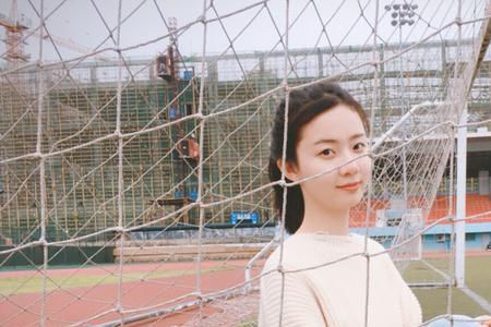 学校要求生活照怎么拍