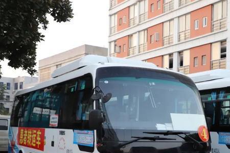 荆州新中心医院坐几路公交车