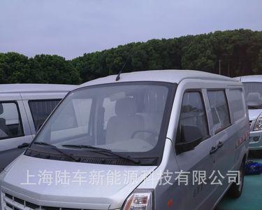 纯电动面包汽车怎么挂前进挡