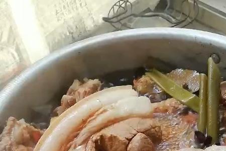 肉夹馍的卤肉高压锅炖多久