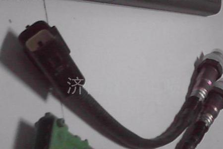 五菱之光几个氧传感器