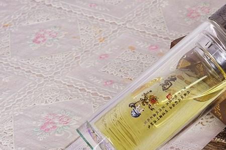 塑料杯发霉了还能用吗