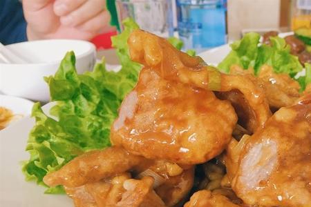 溜牛生肉片的做法