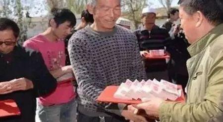 四川农民每月补贴