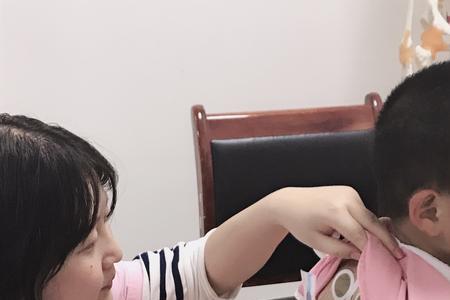 小孩贴敷门面怎么写