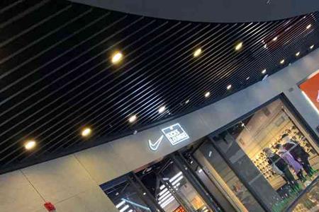 万达店耐克是正品吗