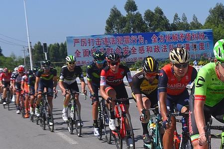 公路自行车赛一天能骑多少公里