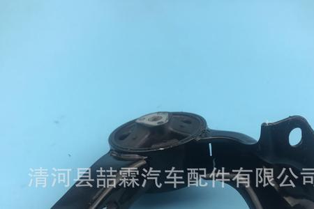 吉普指南者13t全车机脚有几个