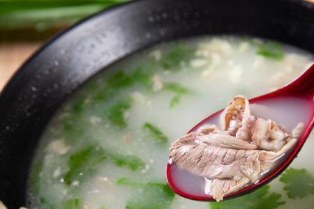 羊肉汤怎样烧才好吃