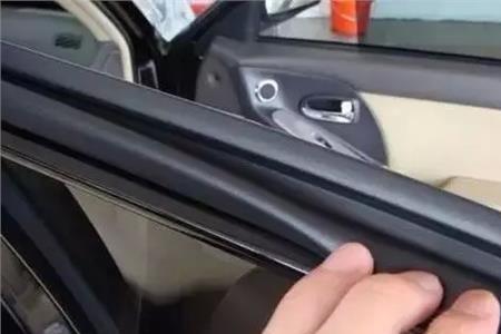 汽车侧门玻璃更换