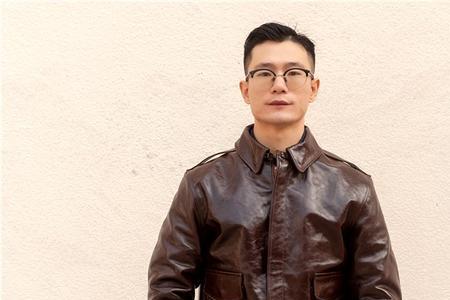 a2皮夹克适合什么人穿