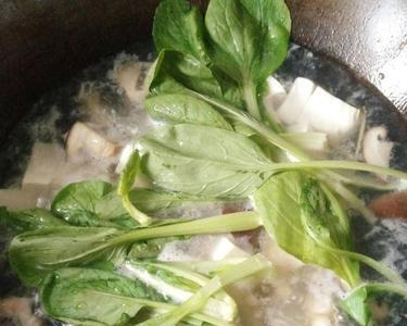 蛏子炖豆腐家常做法