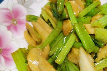 腌家常小菜用西芹还是香芹