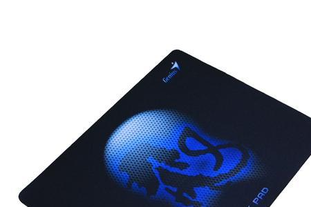 cf职业鼠标鼠标垫多大尺寸