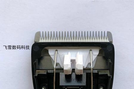 飞科理发器充不进电怎么办