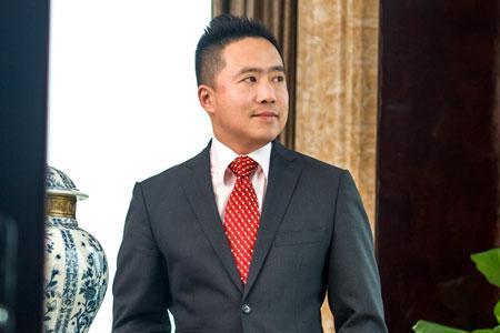 六十岁还能担任酒店总经理吗