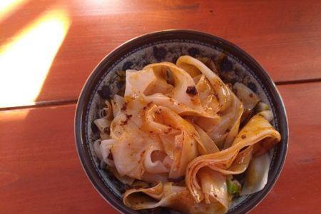 银川羊肝凉皮做法