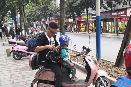 初学电动车孩子该怎么学