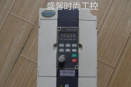 日立变频器显示e100