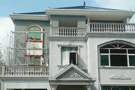 罗马柱和外墙颜色要一样吗