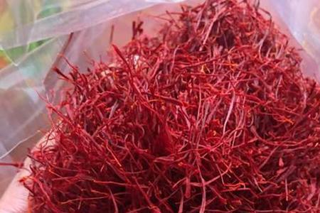 藏红花放几年就变成粉末了