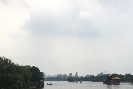 明湖一圈多少米