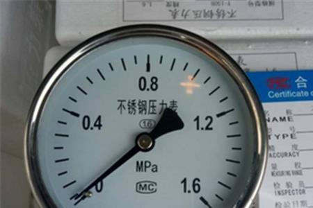 暖气水压表多少压力合适