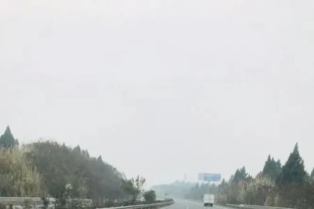 出成都可以上高速吗