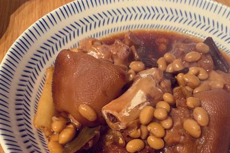 黄豆炖猪蹄不用高压锅炖多久
