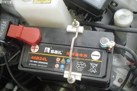 半年的新车电瓶坏了4s店质保吗